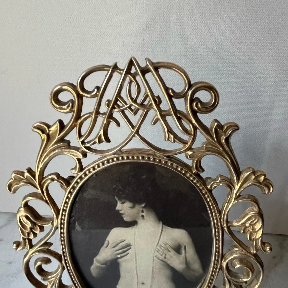 N/A showcase your